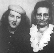 Minda Damron Shepherd (right) with daughter Edith